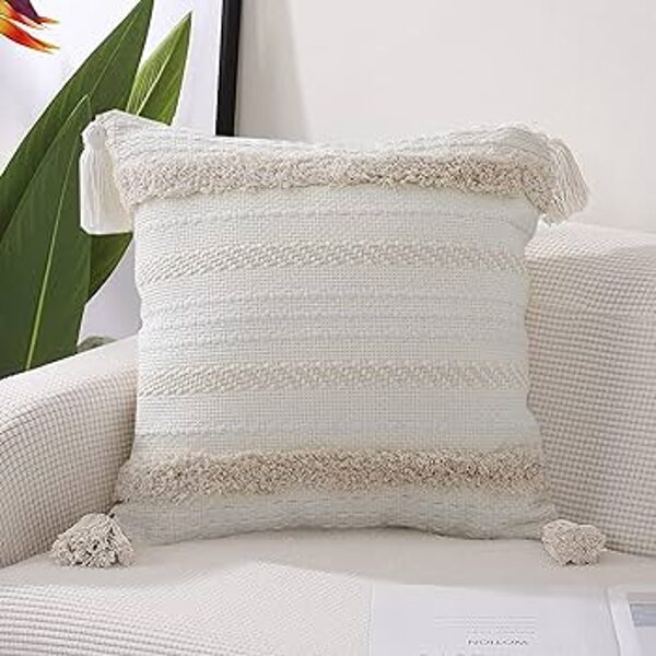 knitted pillowcase